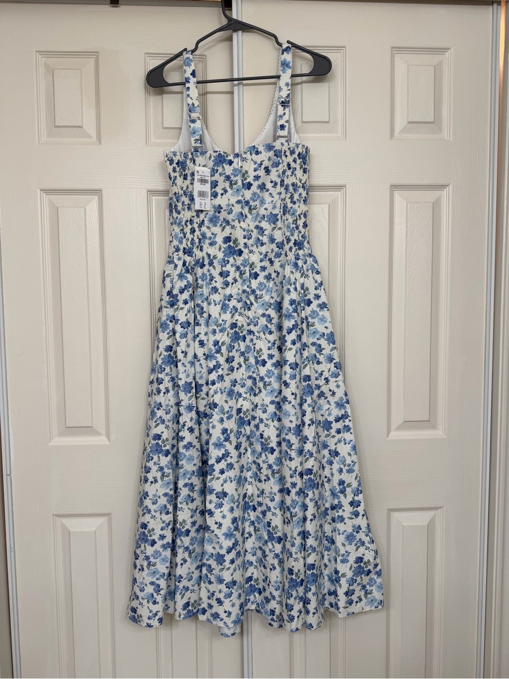 Abercrombie & Fitch White and Blue Floral Midi Dress - Picture 8 of 9